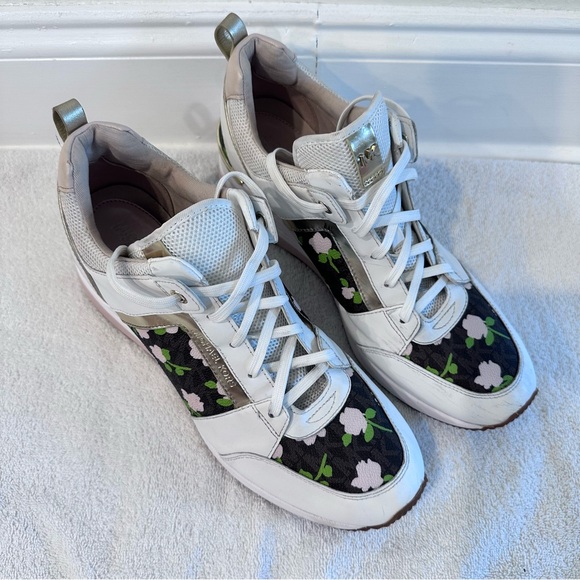 Michael Kors Women's Georgie Trainer Floral Rose Gold Sneakers Pre-owned - Picture 3 of 16